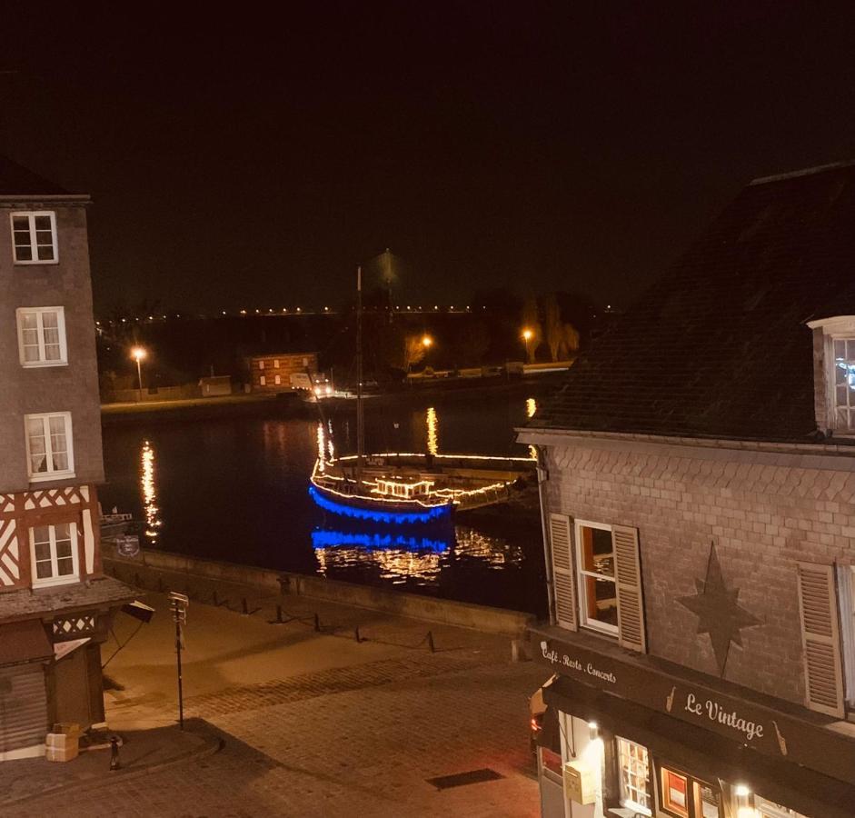La Loge Des Artistes Honfleur Exterior foto